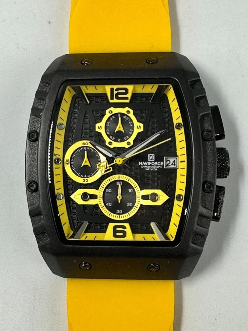 Naviforce chronograph watch